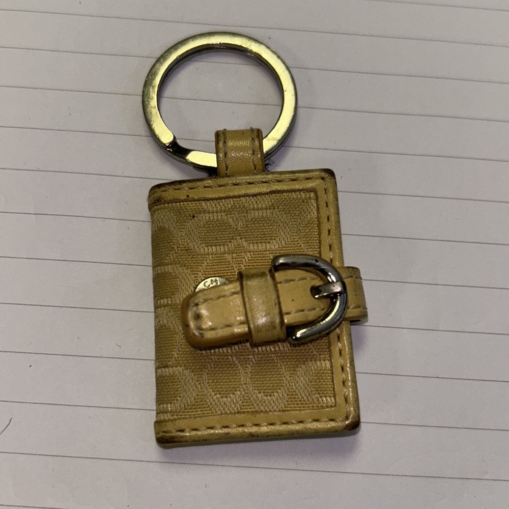 Coach Leather Hangtag Keychain Handbag Charm - Picture 15 of 16